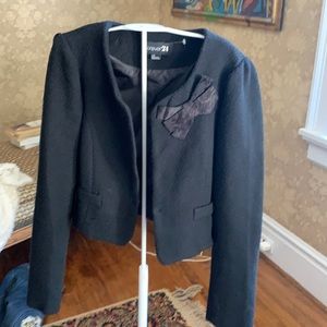 Forever 21 cropped bow jacket. Brand new without‎ tags